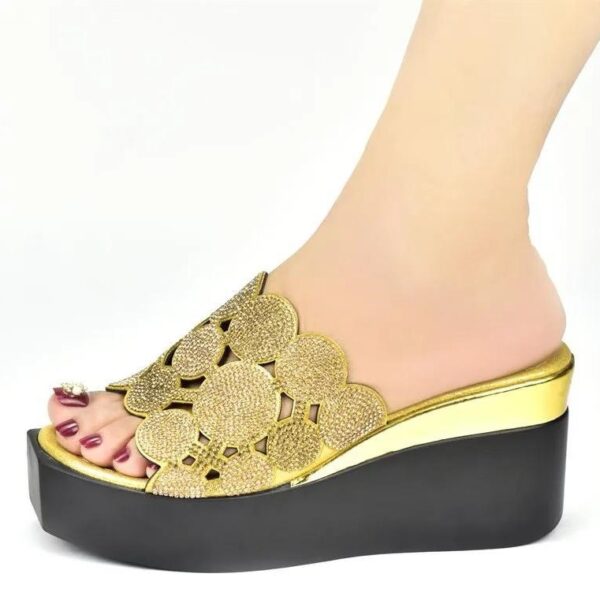 Golden Crystal Circle Wedge Slide